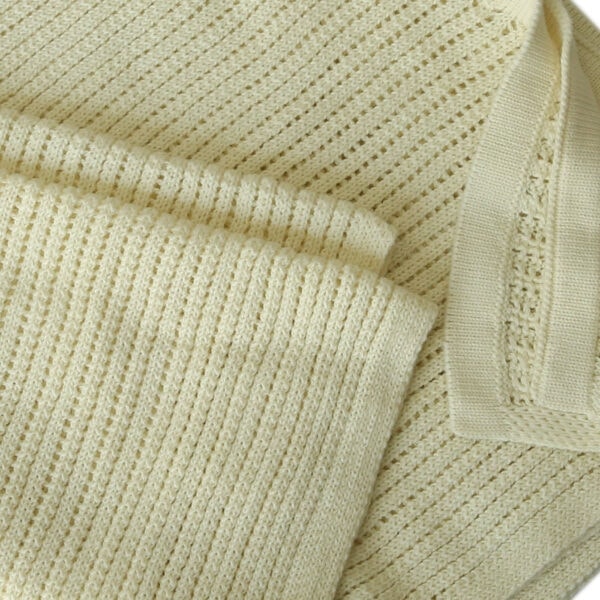 Knitted Blanket Cream 3