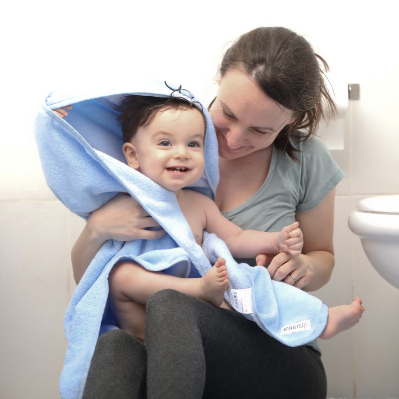 מגבת לתינוק עם קשירה - דגם כחול